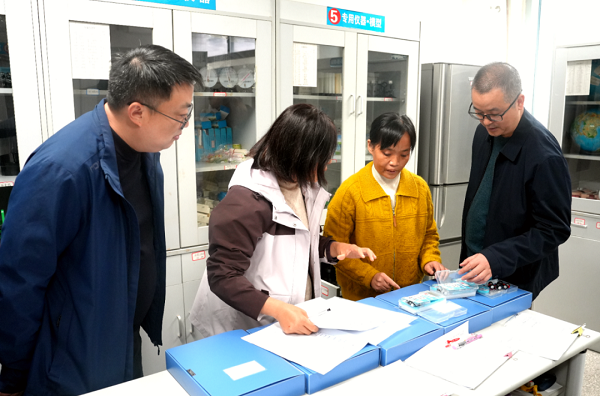 1762570232959089.png 640.png