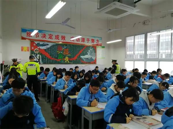 1762656538633035.jpg 640.jpg