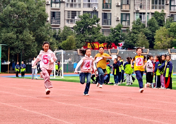 1762760563856198.jpg 中长跑2.jpg