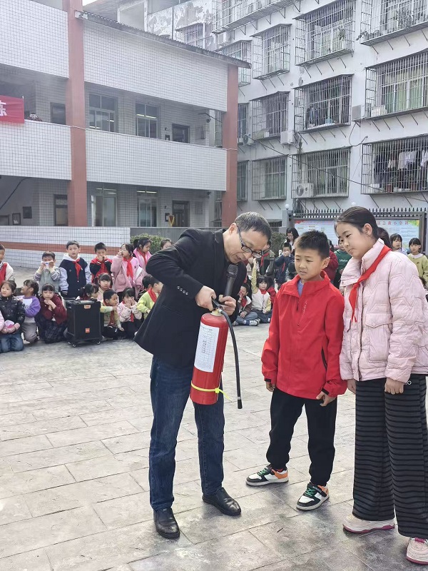 1762852657340965.jpg 17e9069af2023284bfc0afdf26db6906.jpg