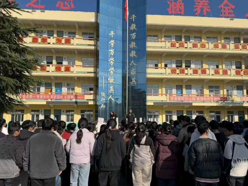 1763822518735805.jpg Screenshot_20251122_224010.jpg