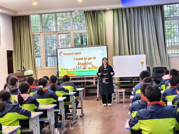 1763954609980715.jpg 酉溪小学伍奇希老师.jpg