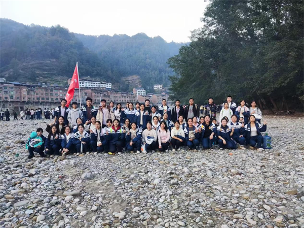 1764153350679745.png 图片1.png