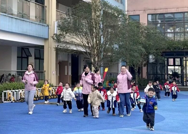 1764655858796116.png 图片 33.png