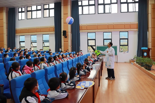 1764742909932918.jpg IMG_3404.JPG