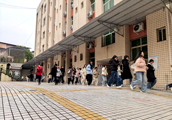 1764931729718951.png 图片 1.png