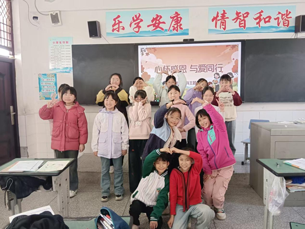 1764931965421734.png 图片1.png