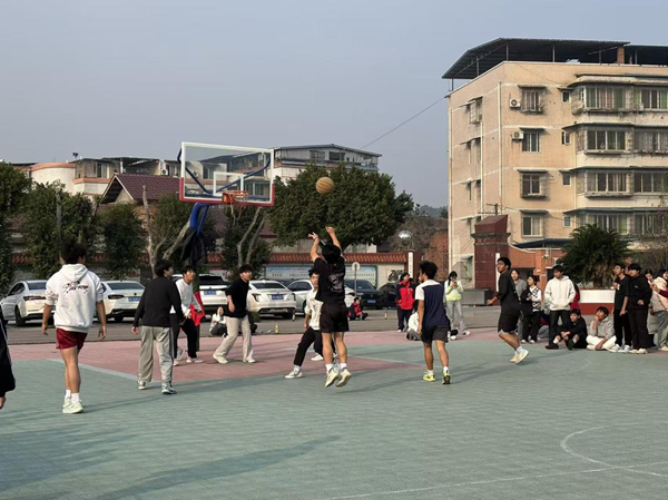 1765599073942918.png 图片2.png