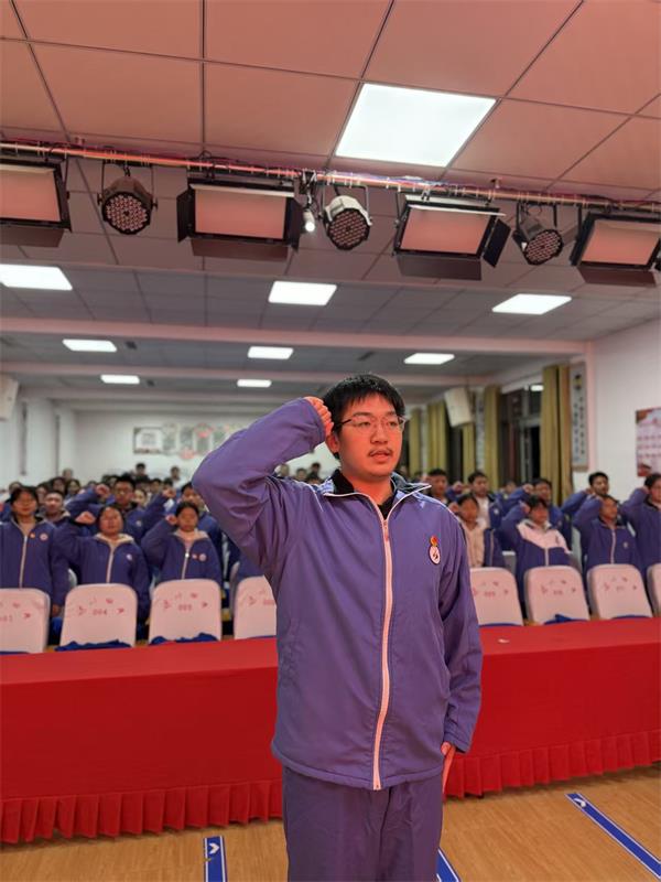 1765628682959525.jpg 宣誓.jpg