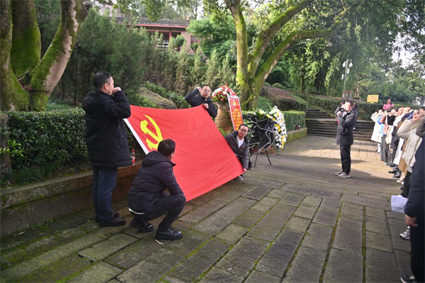 1765809384335025.png 图片4.png