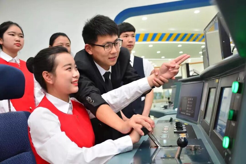 成都铁路学校 成都铁路学校