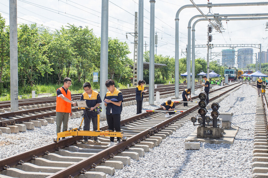 成都铁路学校 成都铁路学校