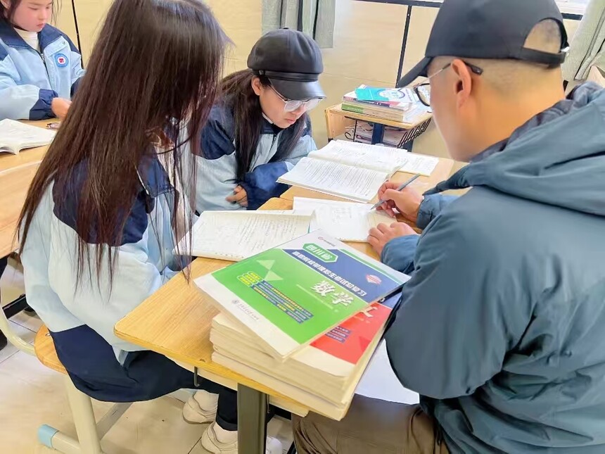 四川五月花技师学院 四川五月花技师学院