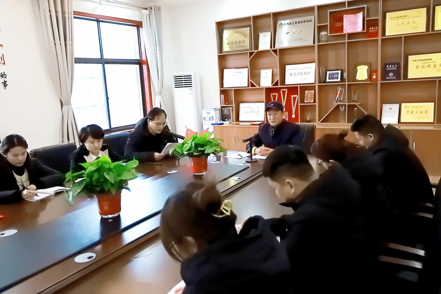 64477fe93bacc193f602649ed2105a2.jpg