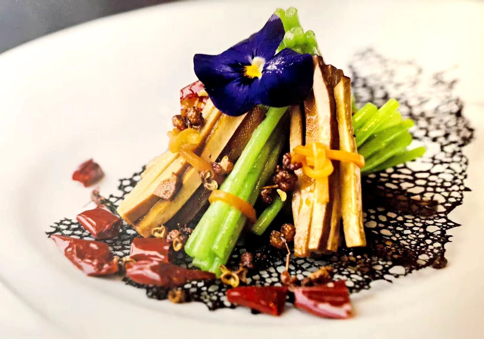 1761790920521698.jpg 1761790920521698.jpg