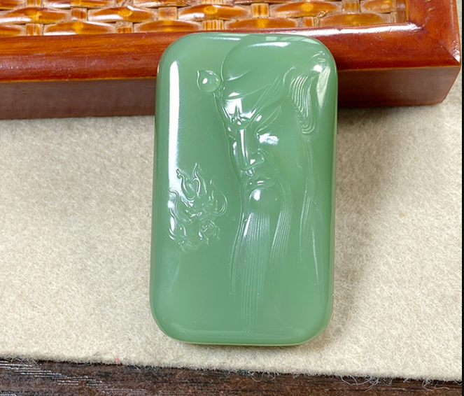 1618654308622752.png 和田玉碧玉粉青关公.png