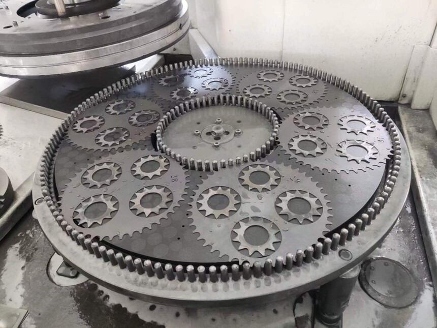 ˫����ĥ���豸