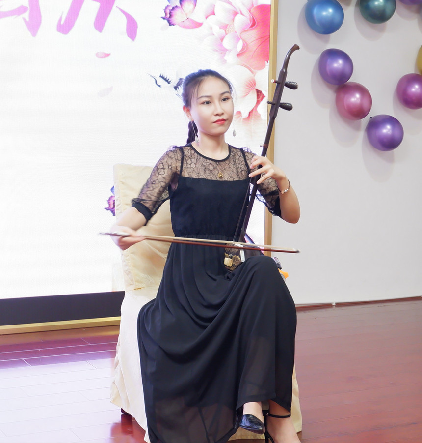 DSCF2557_.jpg
