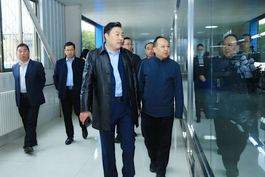 微信图片_20221123135604~1.jpg