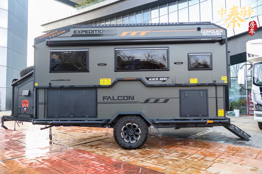 房车】——远征者600一次未用可下地库的升顶越野拖挂房车_中秦驿房车