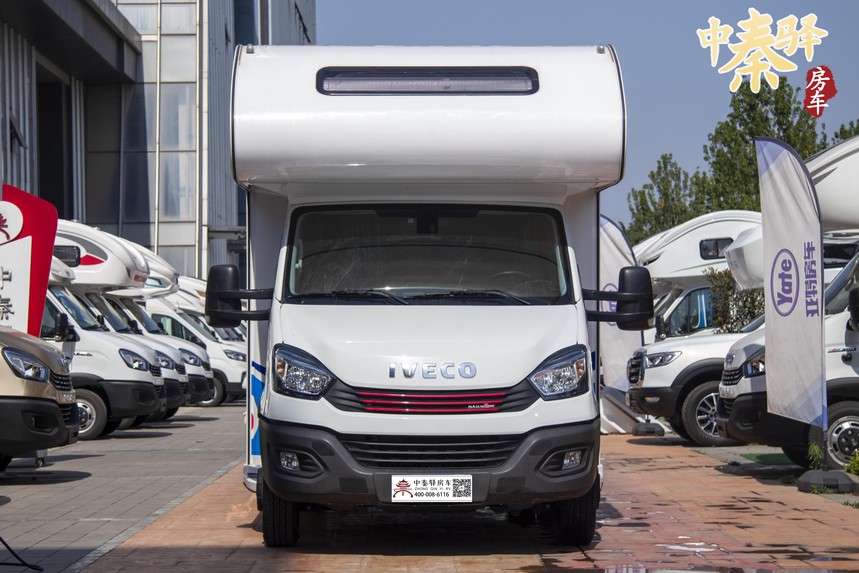 精品二手车美式樱桃木内饰巨威无拓展c型房车