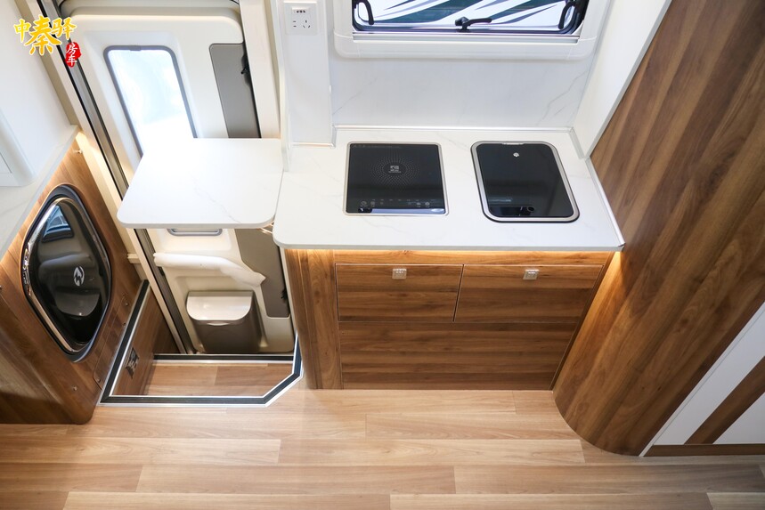 IMG_9722.jpg