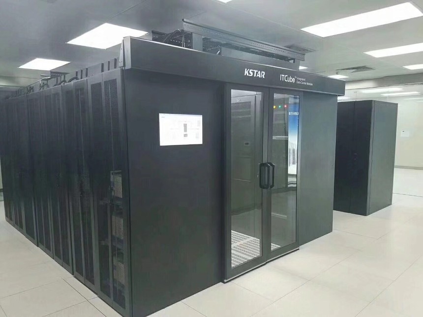 科士达UPS电源数据中心.jpg