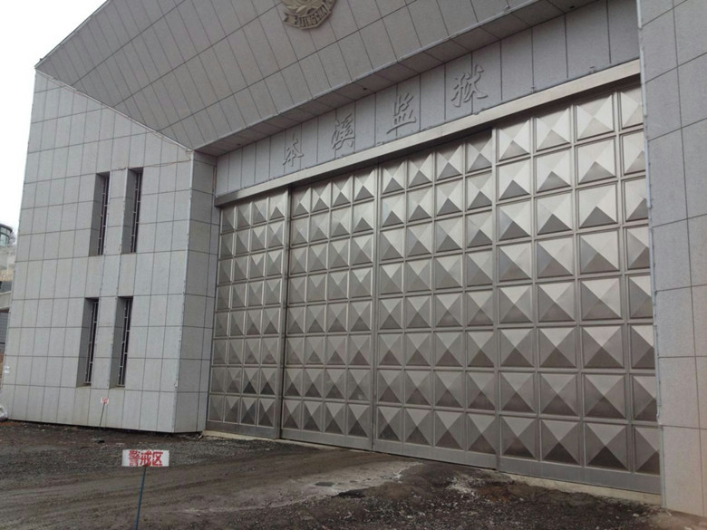 1760454469169655.jpg 1760454469169655.jpg