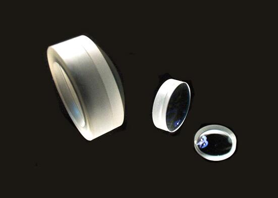 Why use an achromat lens?