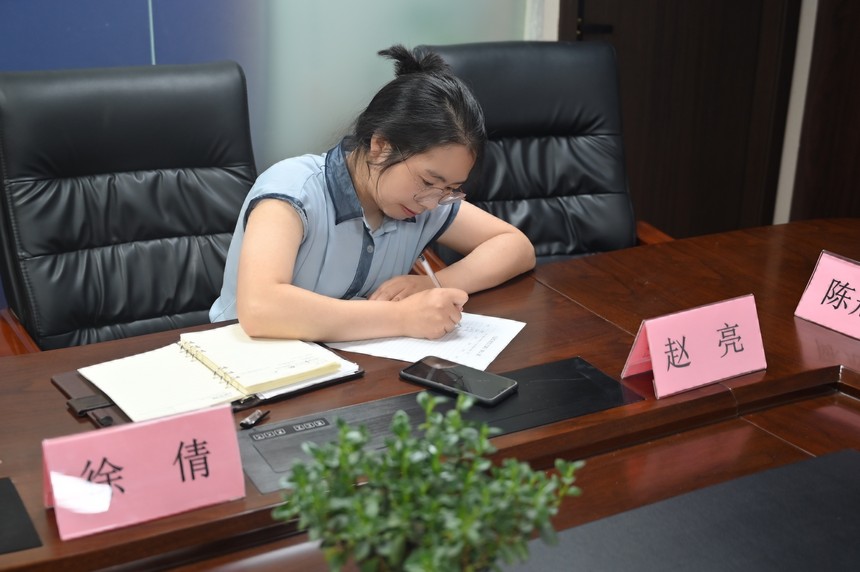 1623233762911386.jpg 62b243aaf208de53b077595f3b20b3b.jpg