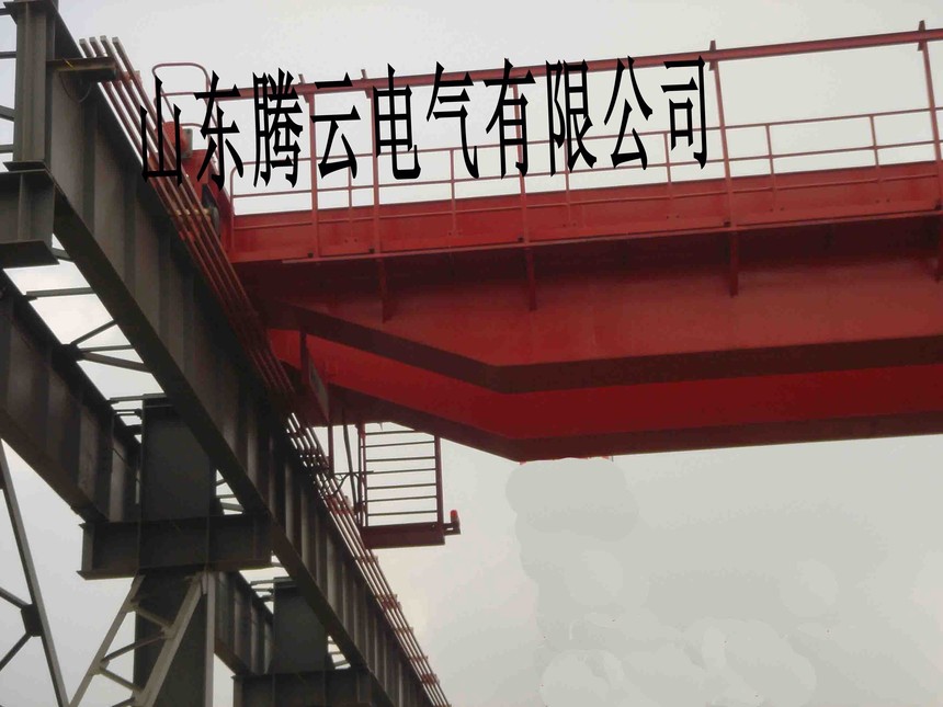 1573778874170372.jpg 天車滑觸線.JPG