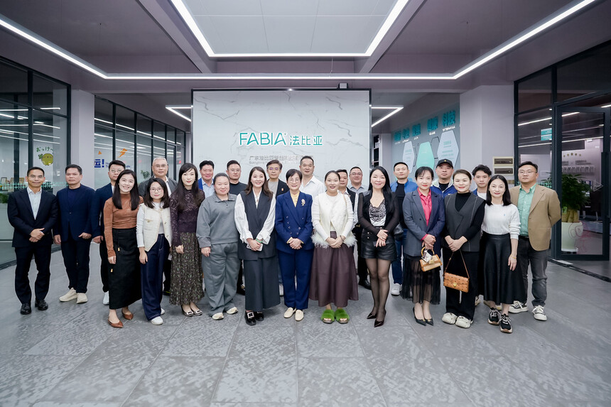 1767083754637090.jpg KD01549-2000.jpg