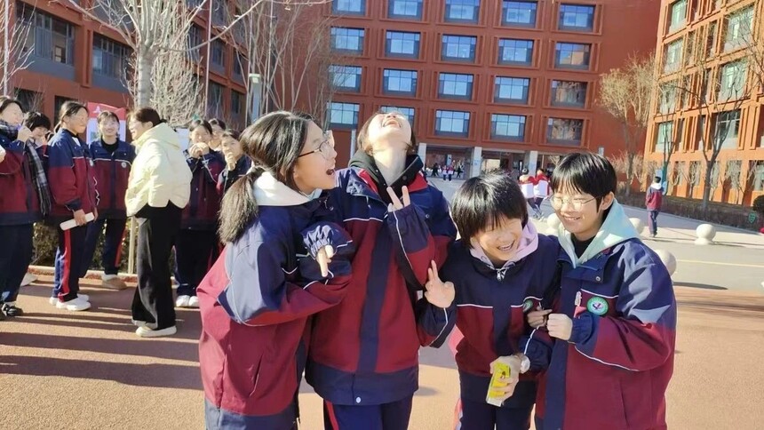 1744590685522686.jpg 8.jpg