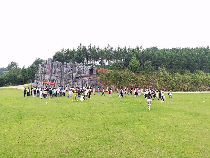 Ŷӻڻʢɽׯ˳ٰ죡.jpg