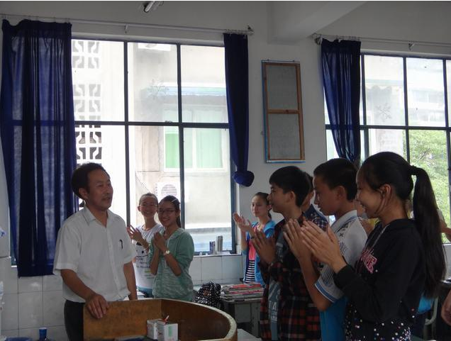四川中学语文特级教师李镇西的“最后一课”