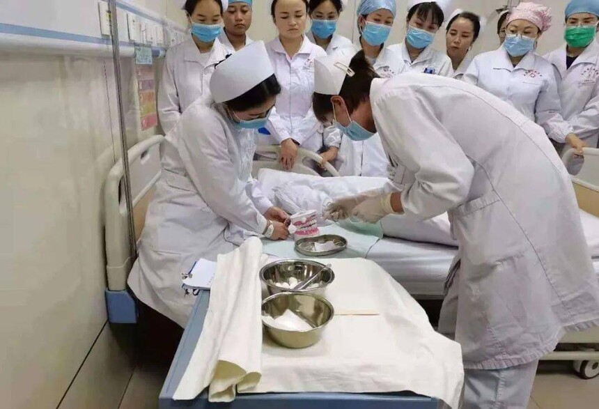 成都职业学校 成都职业学校