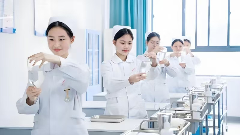 成都职业学校 成都职业学校