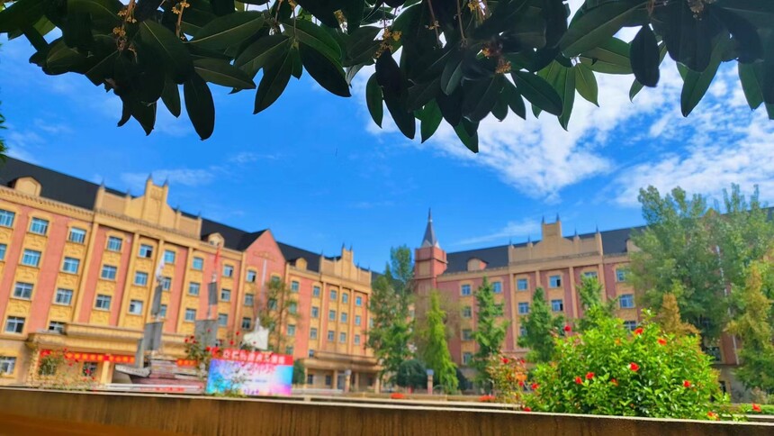 成都希望职业学校 成都希望职业学校