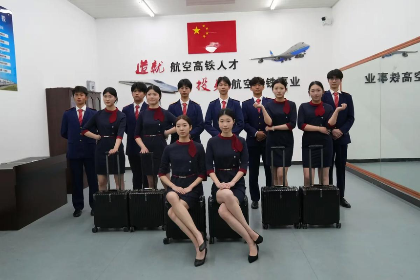 成都希望职业学校 成都希望职业学校