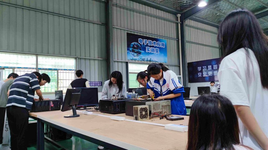 �����Ӧ����ά��