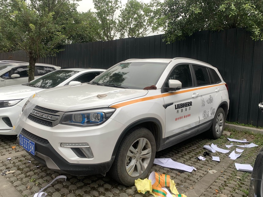 私家车可以做车身广告吗?.jpg 私家车可以做车身广告吗?.jpg