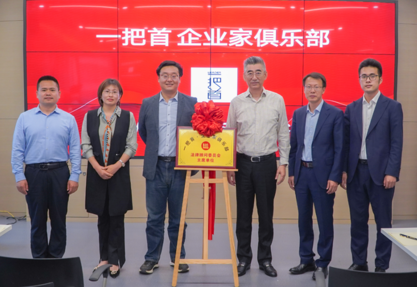 1653378513273462.png 640 (7).png