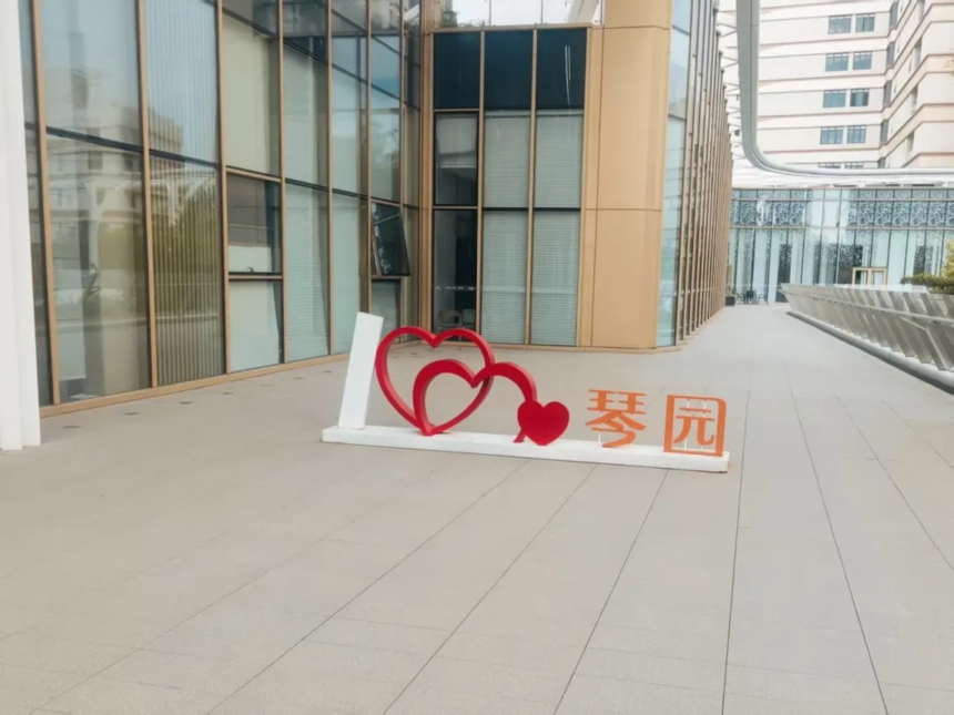 1755072300448775.png 8b457546b0f0f4aae51de4f43a8df22.png