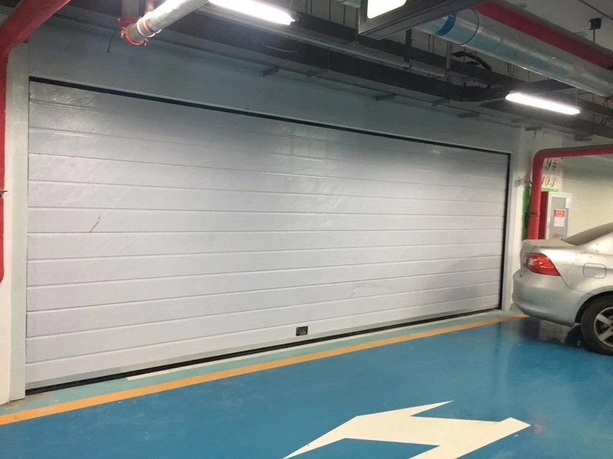 钢质-全自动车库门(可配备b2级防火型)