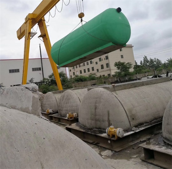 1555677689553456.jpg 124406773439169458.jpg