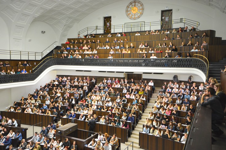 lmu_hoersaal.jpg