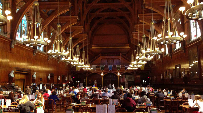 TheHarvardTourAHarvardUniversityStudent-LedCampusTourfromBoston.jpg