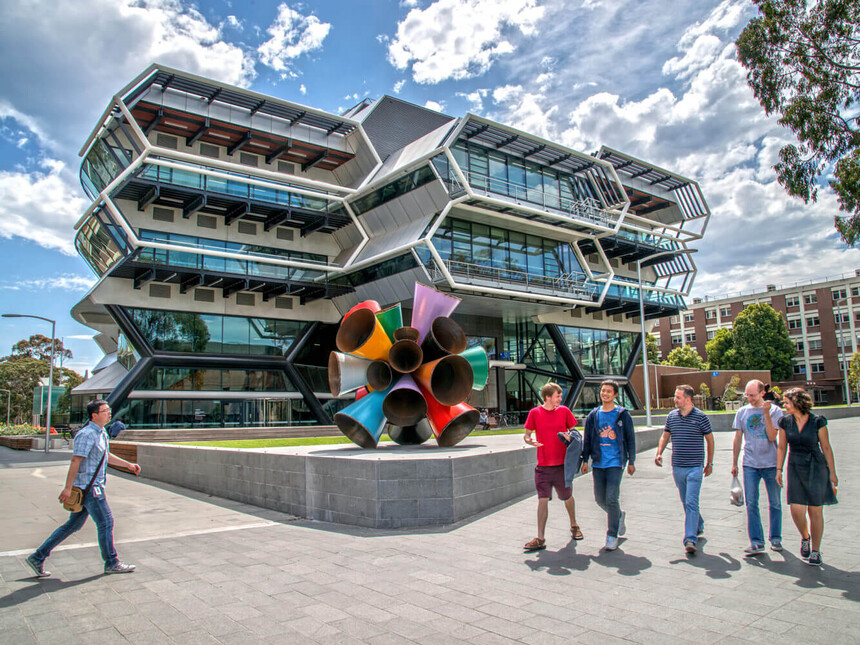 Monash3_web-1333x1000.jpg