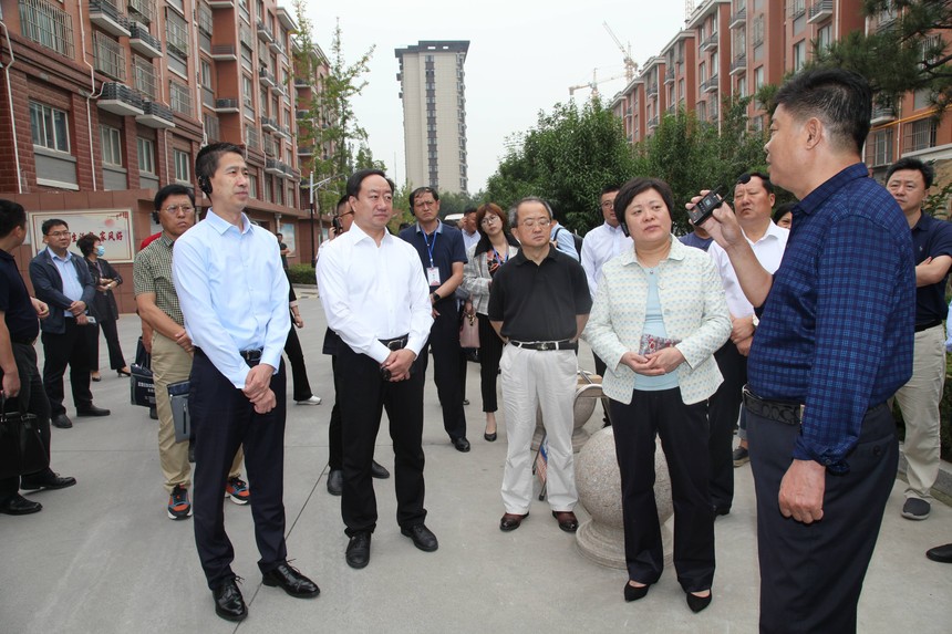 山东省住建厅城市管理局副局长左绍辉,济南市城管局局长王道忠,章丘区