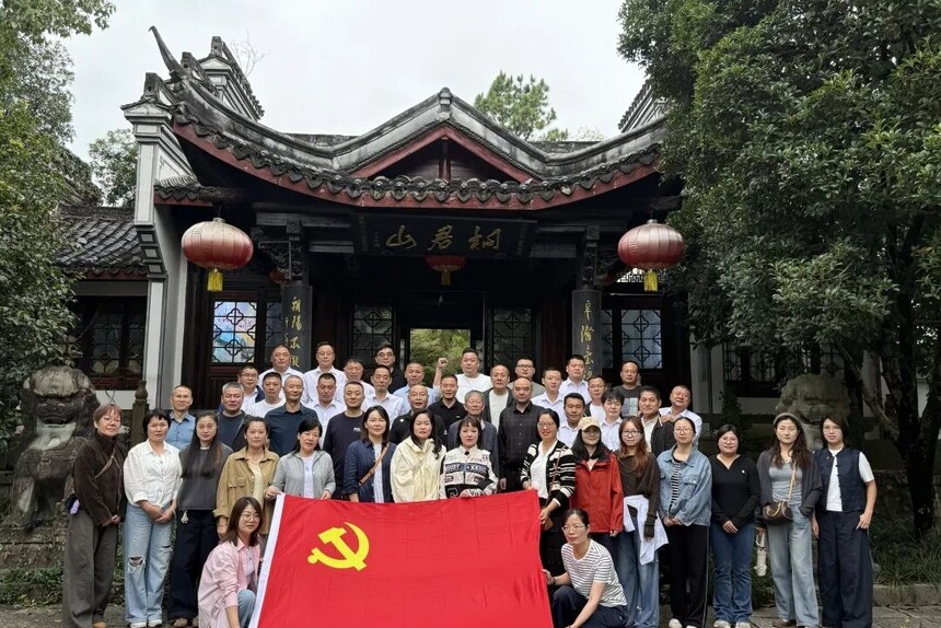 1762238570440342.jpg a8aa88d131fdbeb311e669133b96334d.jpg